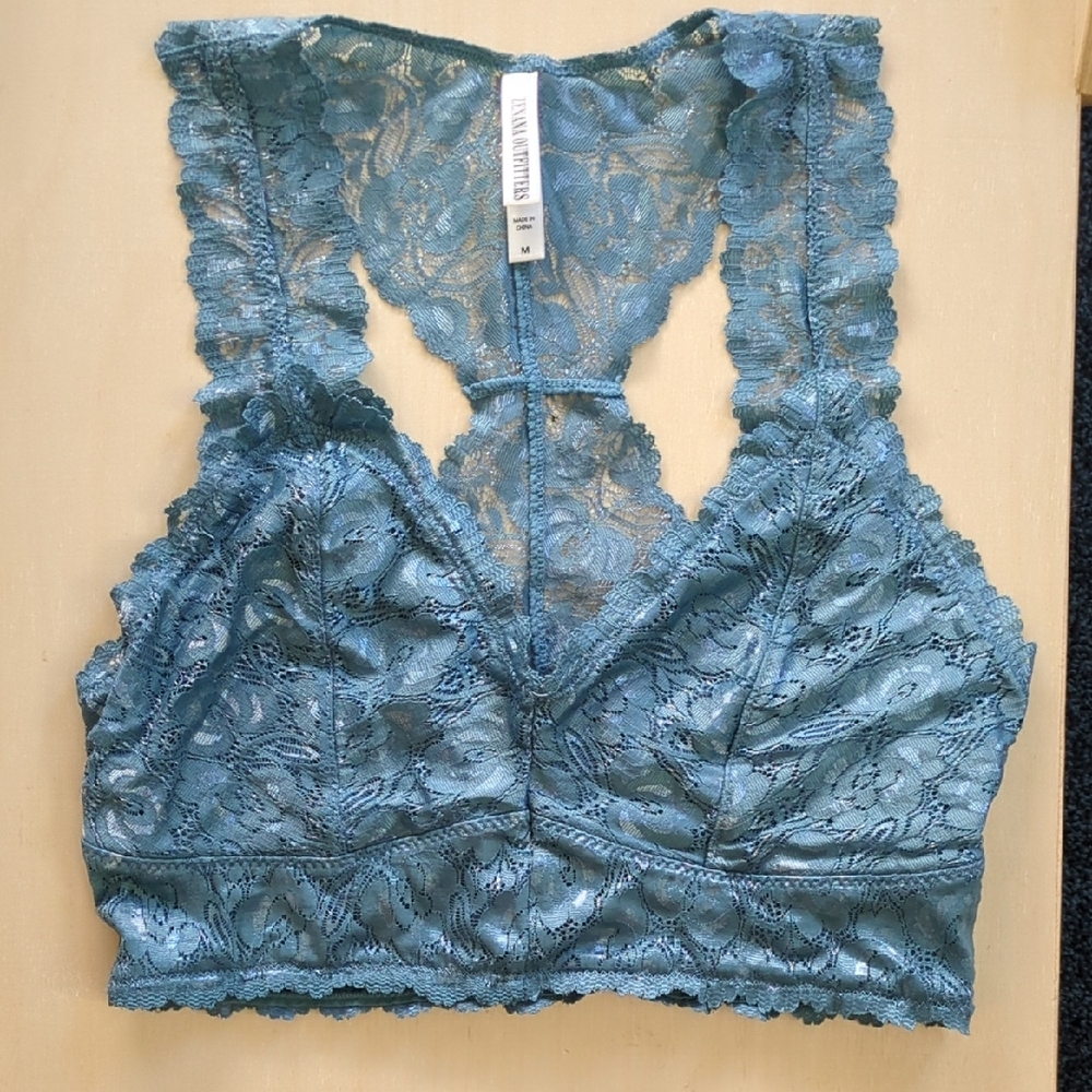 Zenana Outfitters Blue Lace Bralette Size Medium